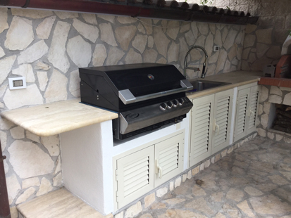 Built-in barbecue / Built-in gas barbecue